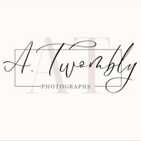 a twonly photography logo